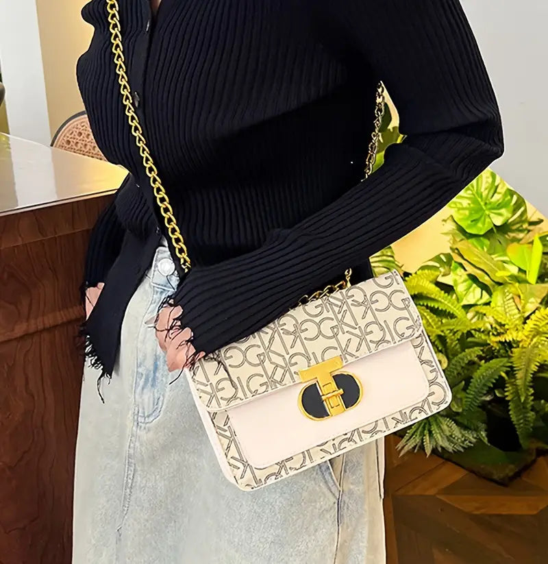 Vintage Letter Print Chain Crossbody Bag| Wholesale Price| Min: 6 Items.